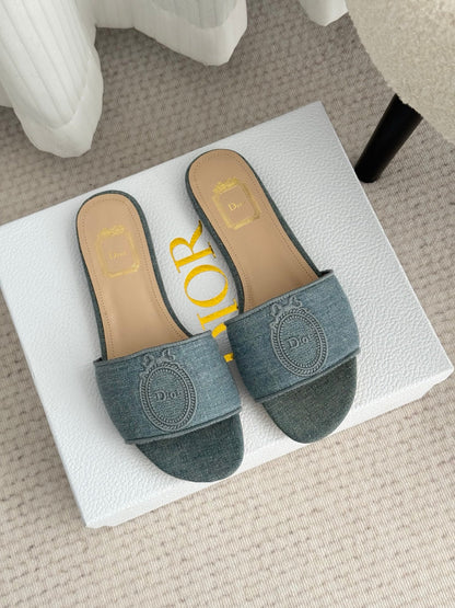 CD Médaillon Slide Flat Wash Blue Denim 849733