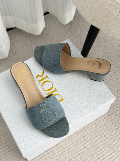 CD Médaillon Slide 4.5cm Wash Blue Denim 849736