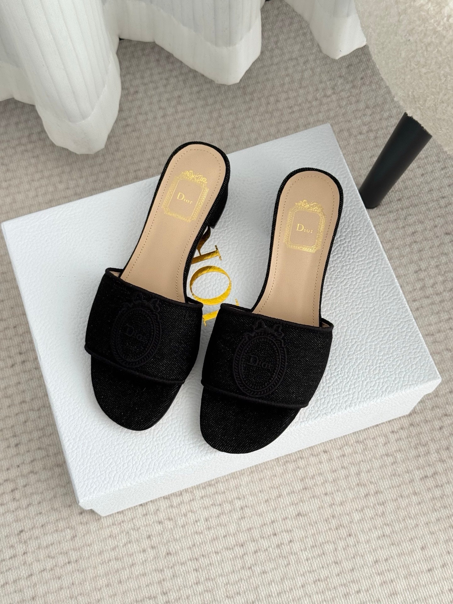 CD Médaillon Slide 4.5cm Black Denim 849735