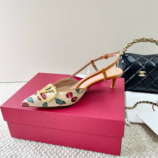 Vlogo Signature Slingback Pumps In Cherryfic Pattern 50mm 310517