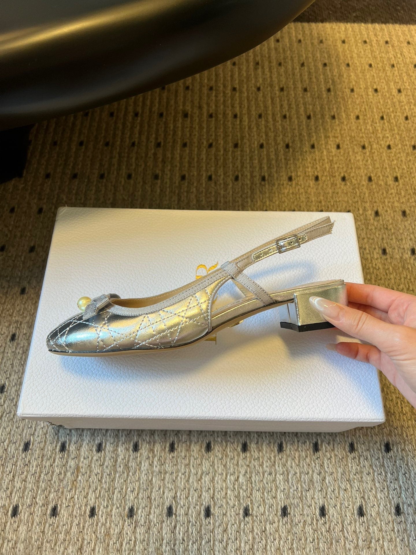 CD 26s Dior Ballet Slingback Pump 3cm Sliver Cowhide 622214