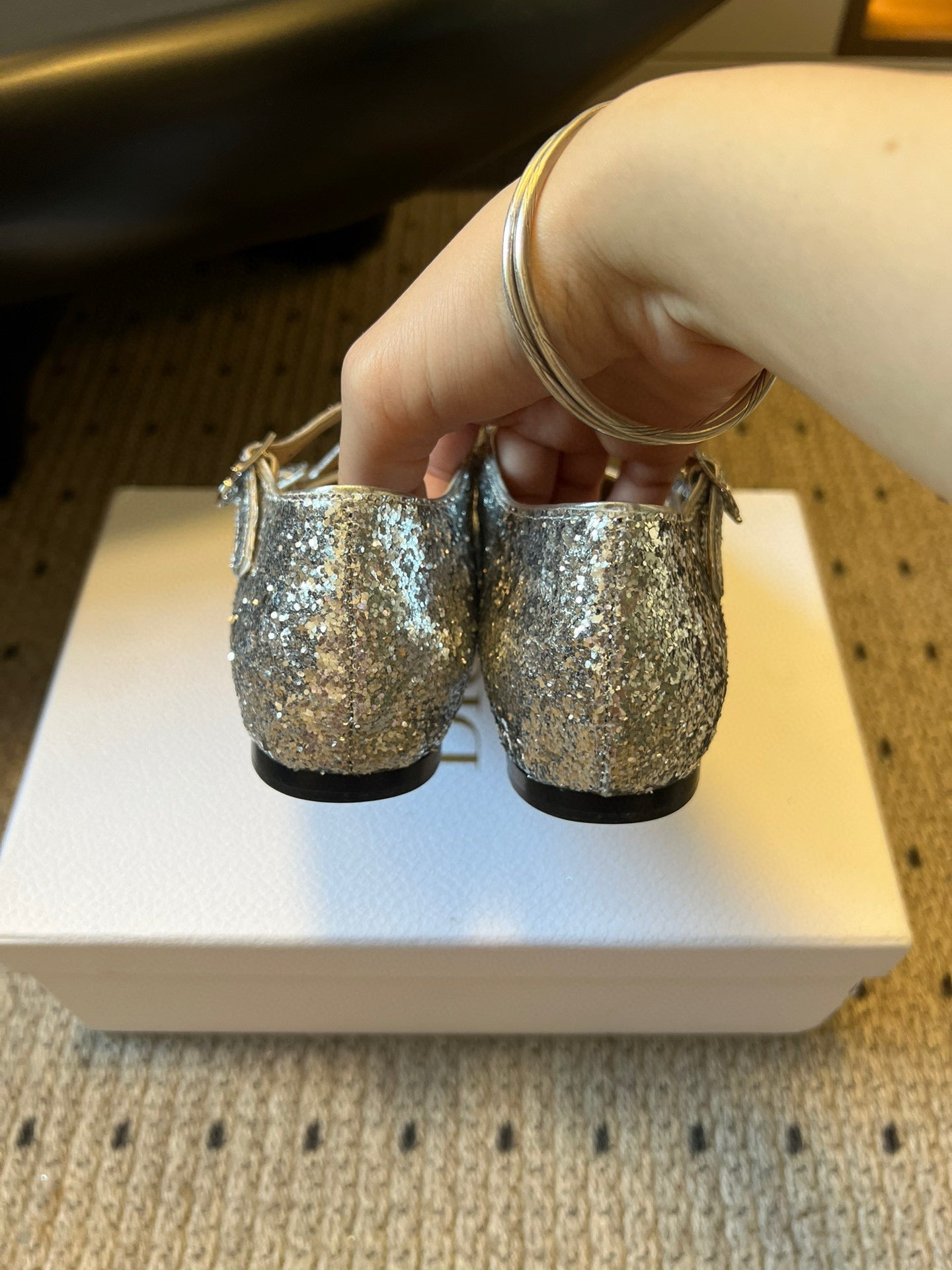CD 26s New Flat Ballet Flats With Cross Straps Sliver Glitter 622217