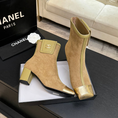 CC 26s Ankle Boots With Pocket Beige Suede Patent Lambskin 958071