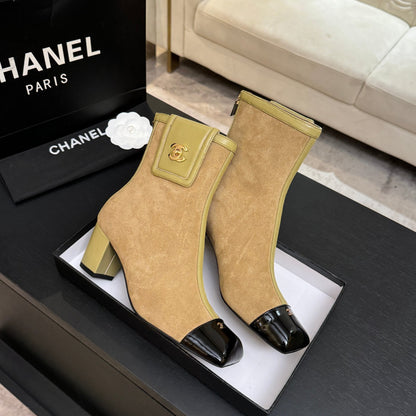 CC 26s Ankle Boots With Pocket Beige Green Suede Lambskin 958073