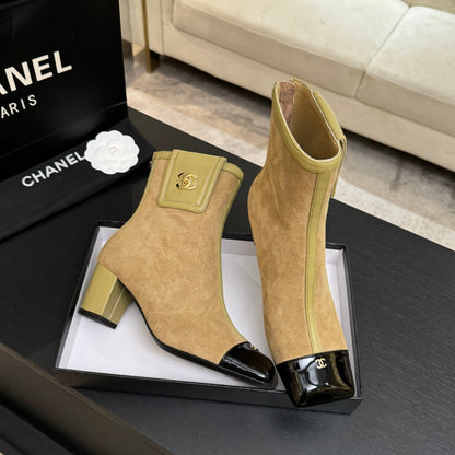 CC 26s Ankle Boots With Pocket Beige Green Suede Lambskin 958073