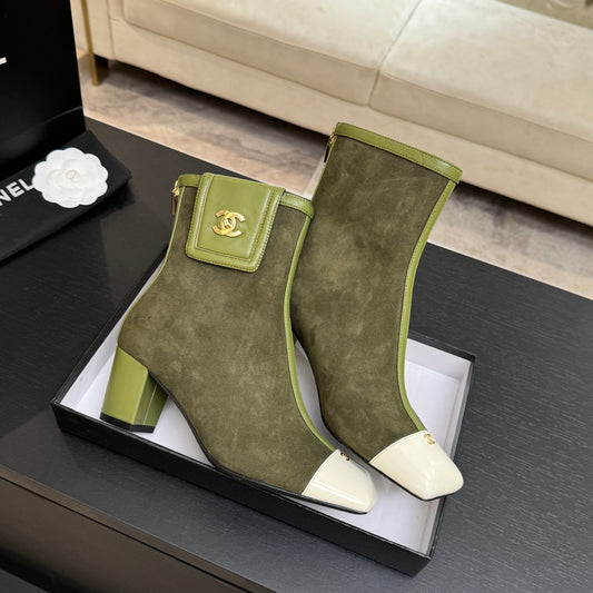 CC 26s Ankle Boots With Pocket Olive Suede Lambskin 958075