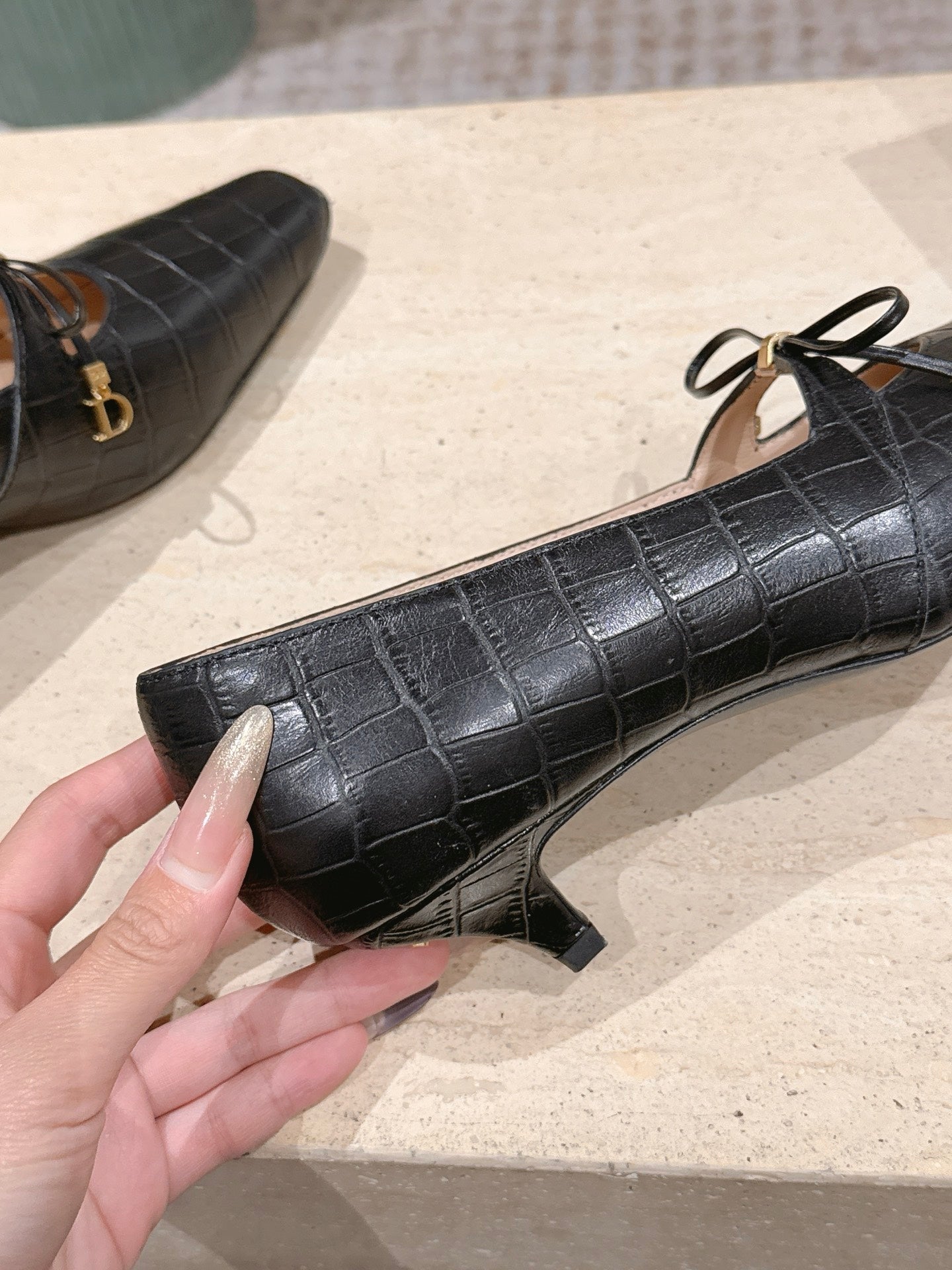 CD Muse Pump 4cm Black Crocodile-Printed Calfskin 694200