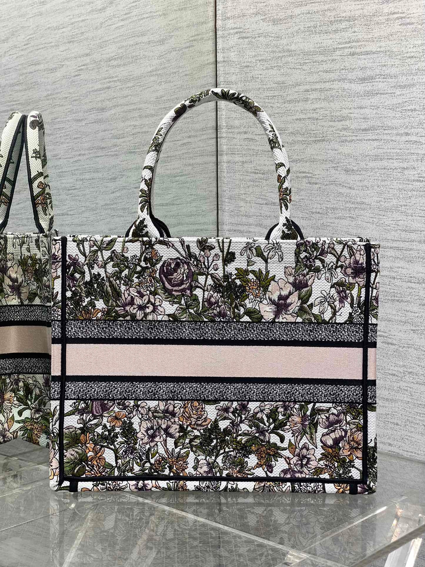 CD Medium Dior Book Tote Full Floral Motif White Pink Cotton 272912