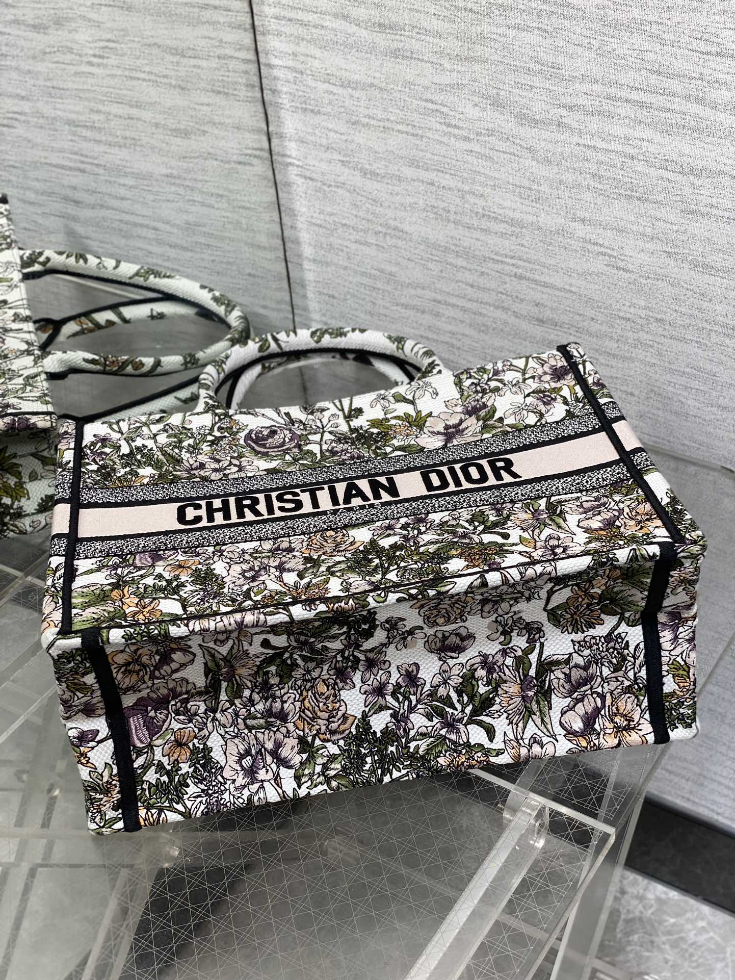 CD Medium Dior Book Tote Full Floral Motif White Pink Cotton 272912