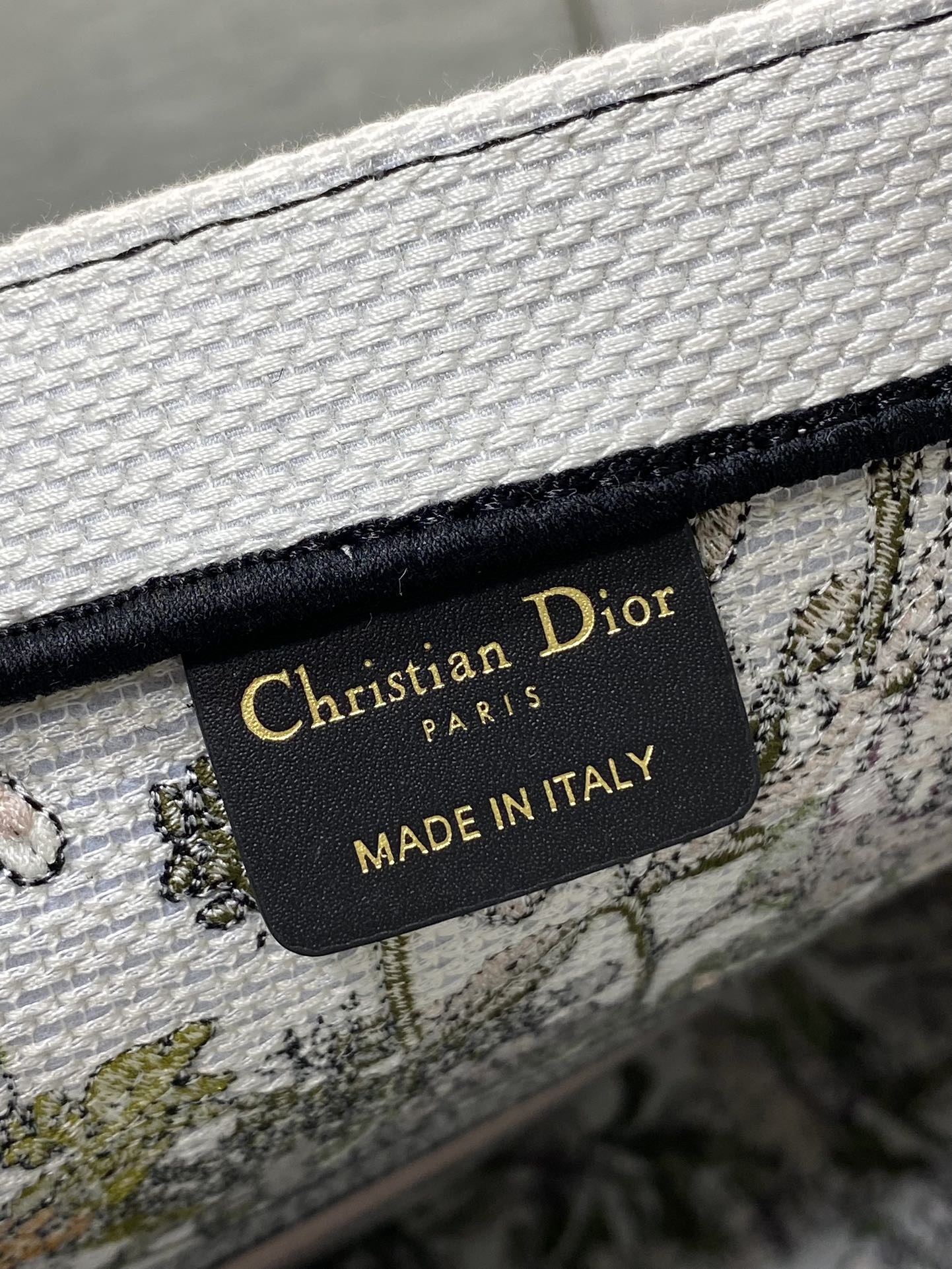 CD Medium Dior Book Tote Floral Motif White Pink Cotton
