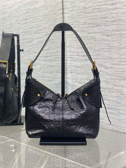 CD VOYAGE handbag 23 Black Crinkled Calfskin