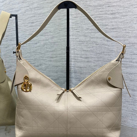 Dior 2025 Voyage Bag 34cm Powder Beige Grained Calfskin 267779