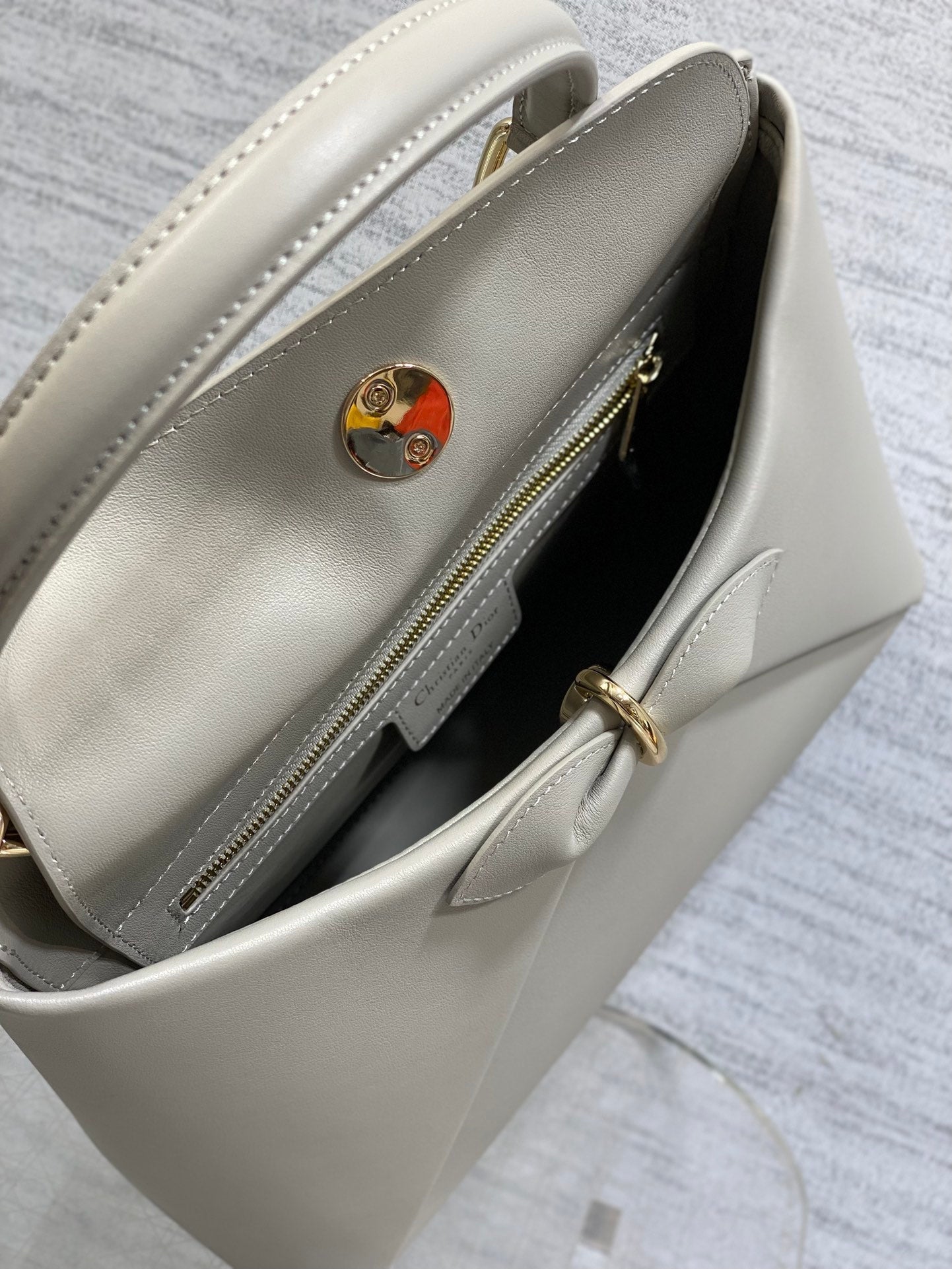 CD 26SS Bow-Adorned Bag Light Gray Calfskin 272509