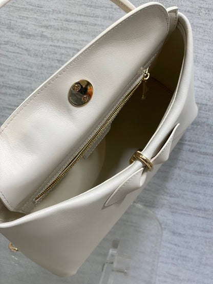CD 26SS Bow-Adorned Bag White Calfskin 272515