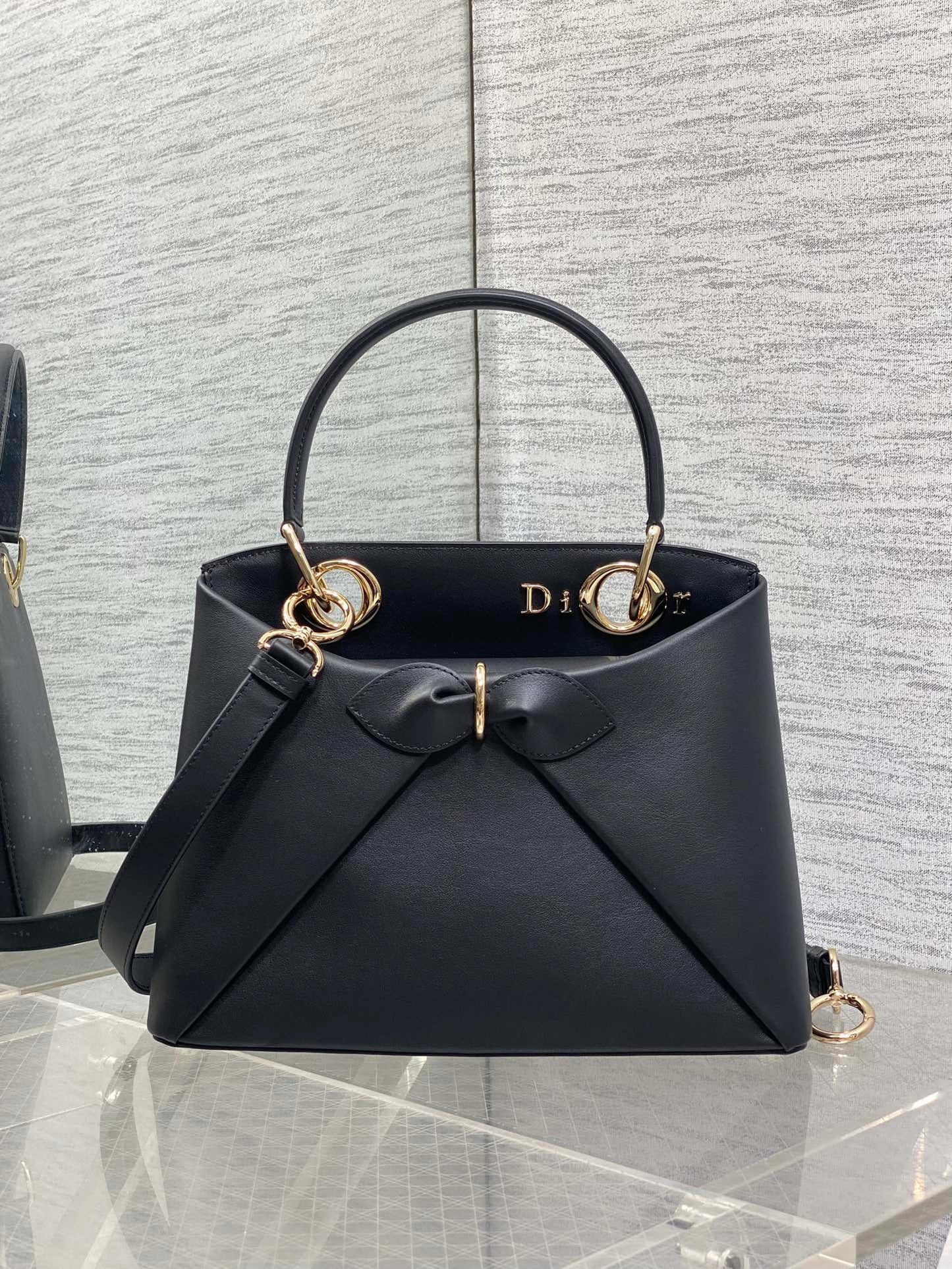 CD 26SS Bow-Adorned Bag Black Calfskin 272519