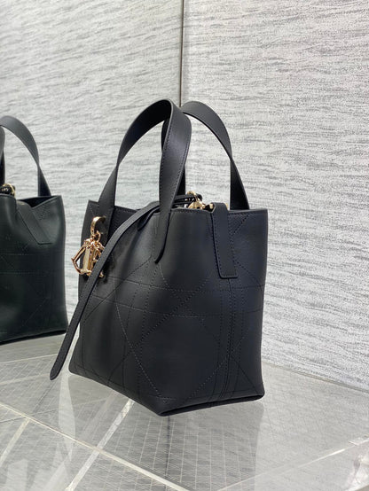 CD Toujours Bag 18cm Black Macrocannage Lambskin 286515