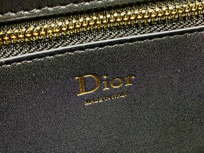 Dior 2026 Médaillon Flap Bag 23cm Grained Calfskin