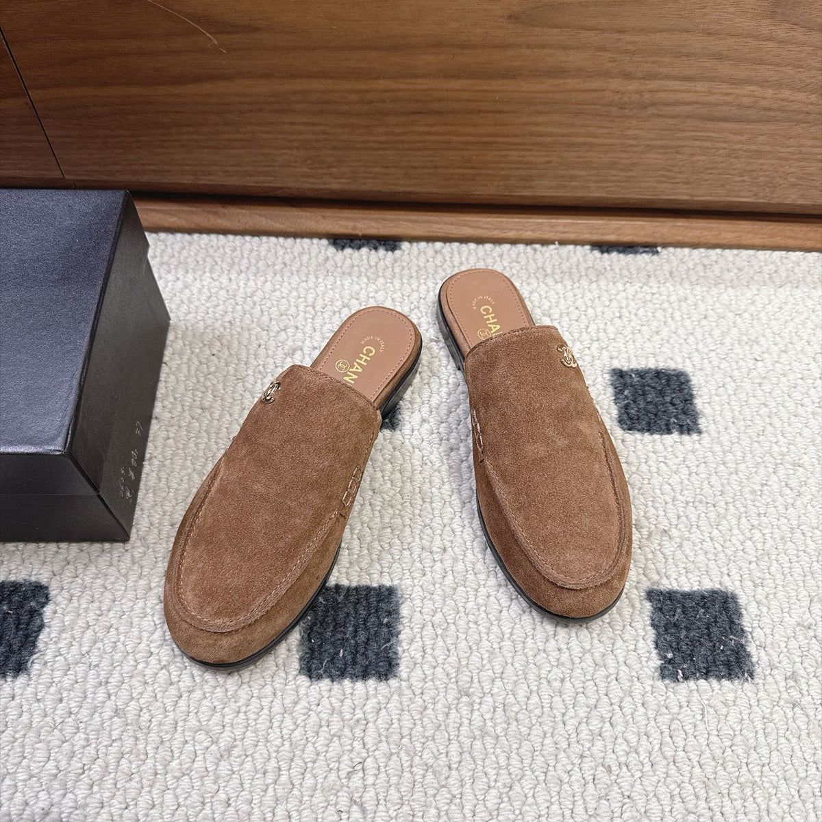 CC 26s Mule Mir Half-Slippers Brown Suede 983860