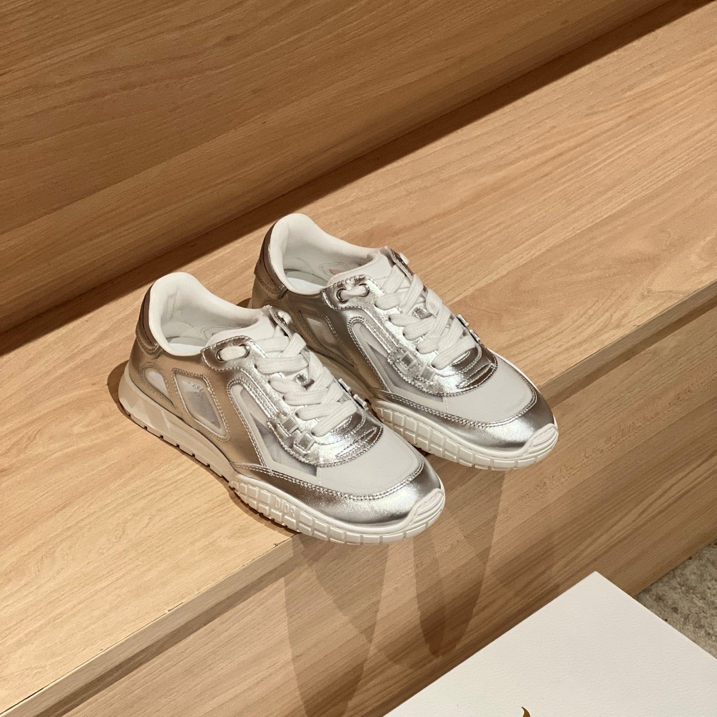 CD Tech Sneaker Sliver White Mesh Leather 707904