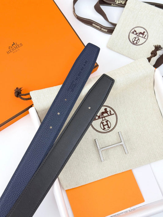 HM 32mm Hisseo belt & Reversible Navy Blue leather 186452