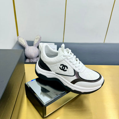 CC 26s Metallic Casual Sneakers White Black Mesh Leather 981387