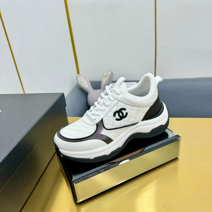 CC 26s Metallic Casual Sneakers White Black Mesh Leather 981387