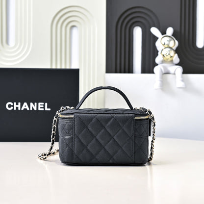 CC 25C Vanity Top Handle 17cm Black Grained Calfskin Light Gold Hardware