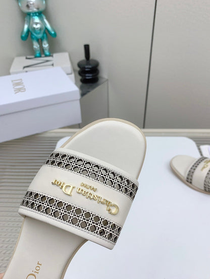 CD D-Lane Slide In White Cowhide 106277