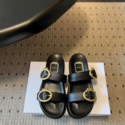 CD 26s Médaillon Buckle Slide Black Cowhide 820023