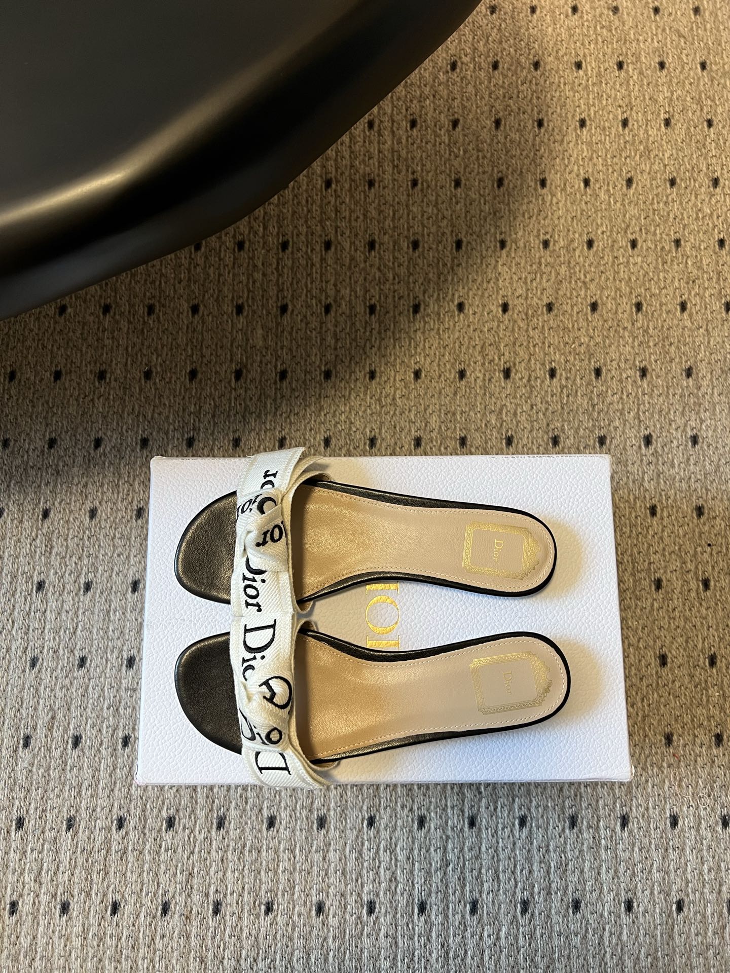 CD 26s J'Adior Slide White Black Embroidered Cotton 820047