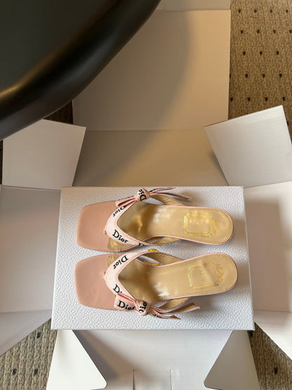 CD 26s Dway Thong Sandal Light Pink Cotton Lambskin 918055
