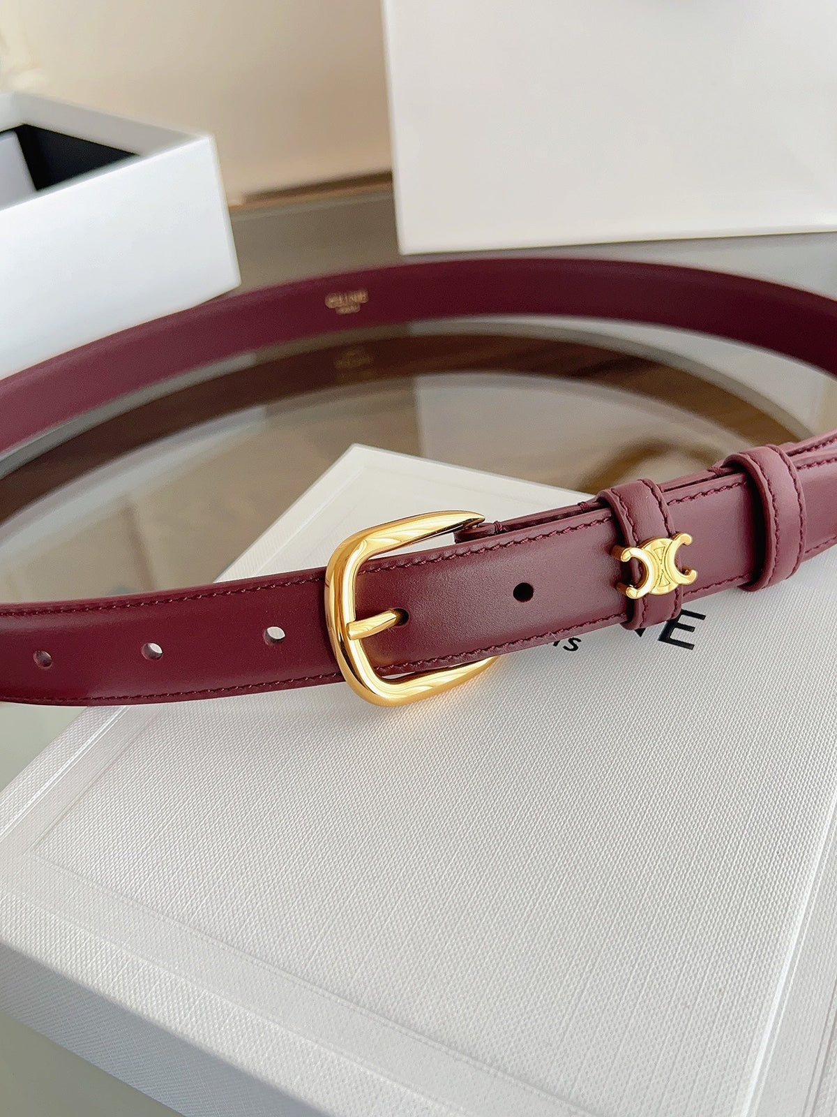 CELINE 26S BELT 25 MM IN DARK RED CALFSKIN 669843