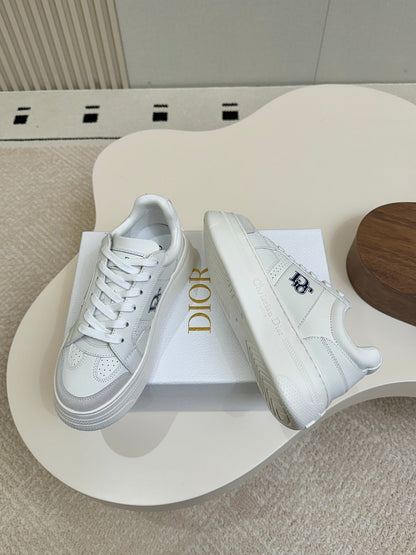 CD 26s Sneaker White Grey Calfskin Suede 920132