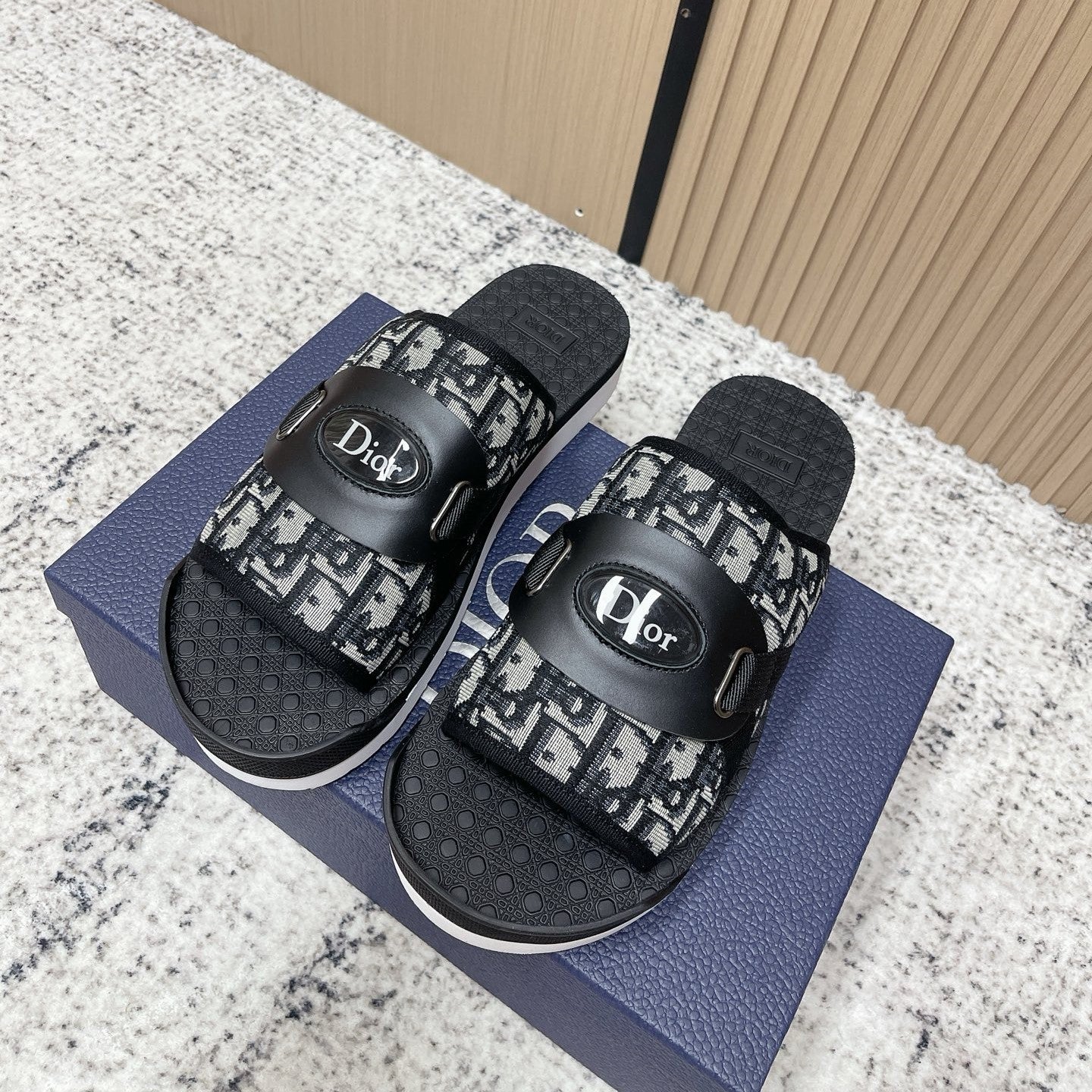 CD Men's Alpha Sandals Black Rubber Cotton 752388