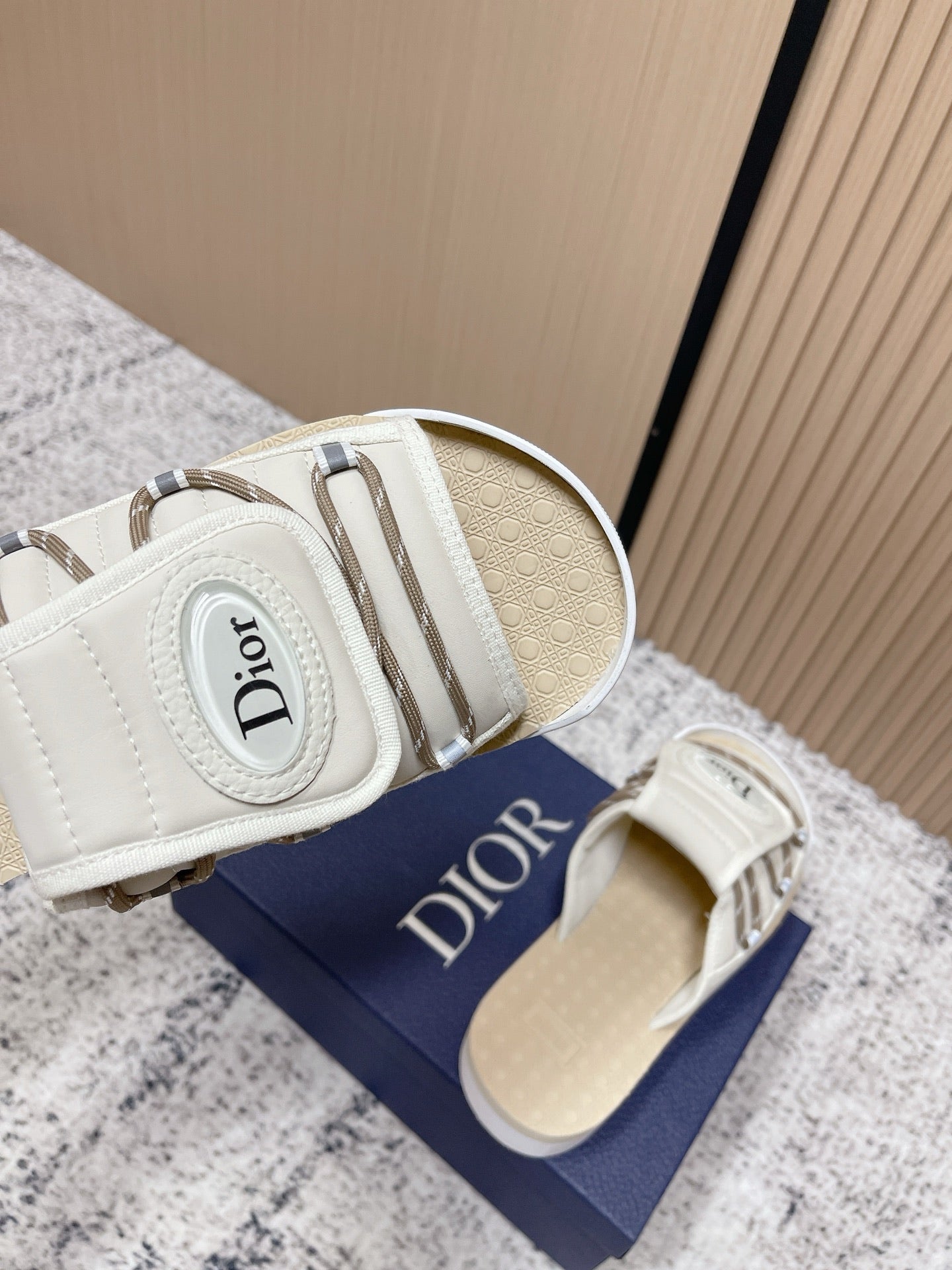 CD Men's Alpha Sandals White Rubber Fabric 752390