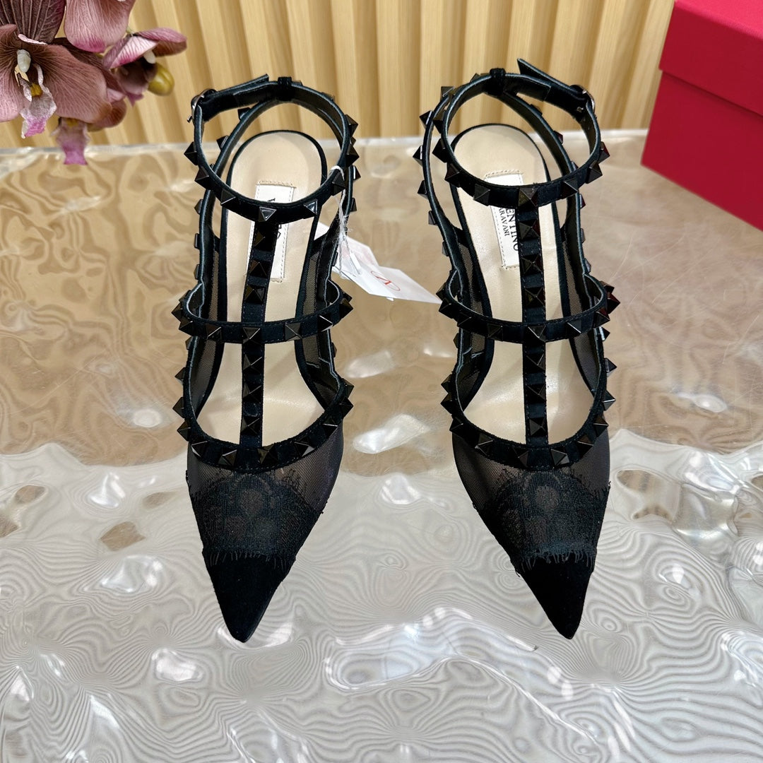 Rockstud Metallic Ankle Strap Pump 95mm Black Lambskin And Lace Fabric 102091
