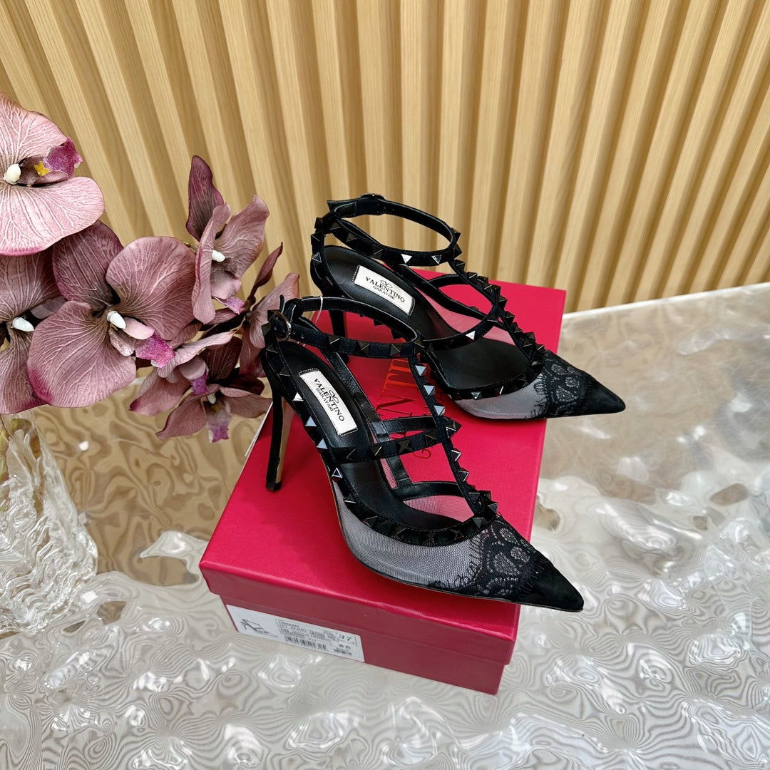 Rockstud Metallic Ankle Strap Pump 95mm Black Lambskin And Lace Fabric 102095