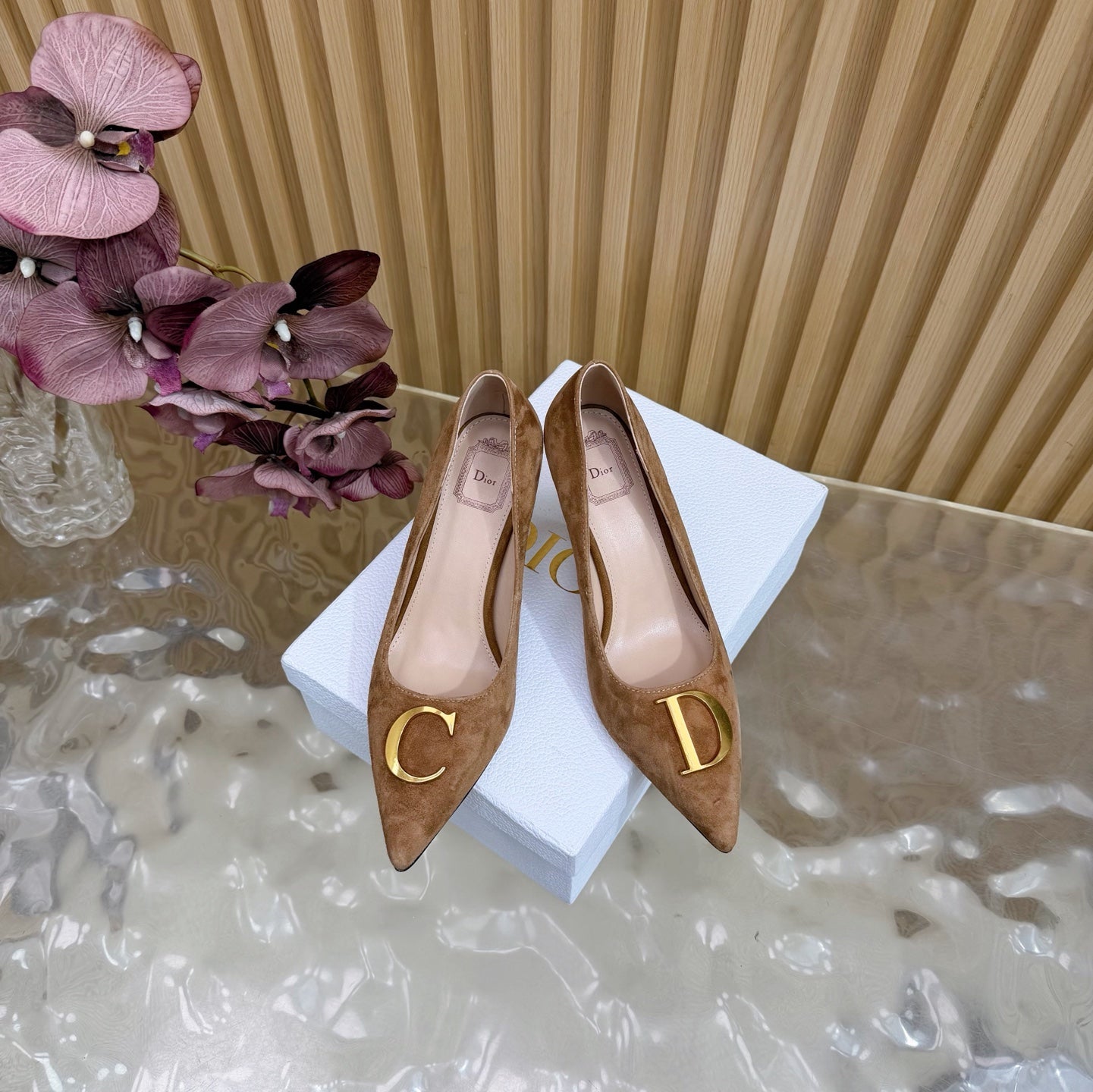CD Buckle High-Heeled Elegant Shoes 85mm Brown Suede 537717