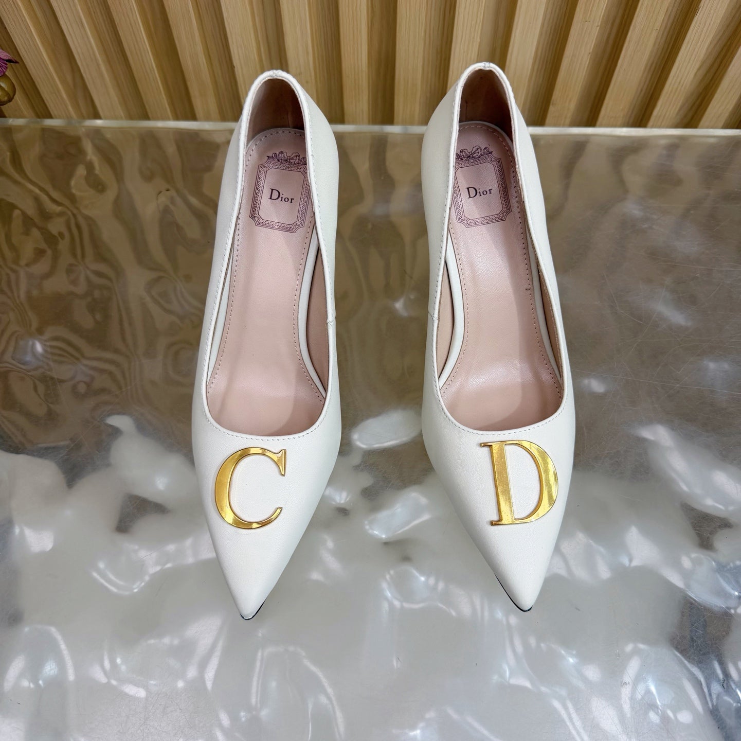 CD Buckle High-Heeled Elegant Shoes 85mm White Cowhide 537722