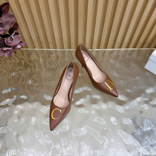 CD Buckle High-Heeled Elegant Shoes 85mm Brown Cowhide 537719