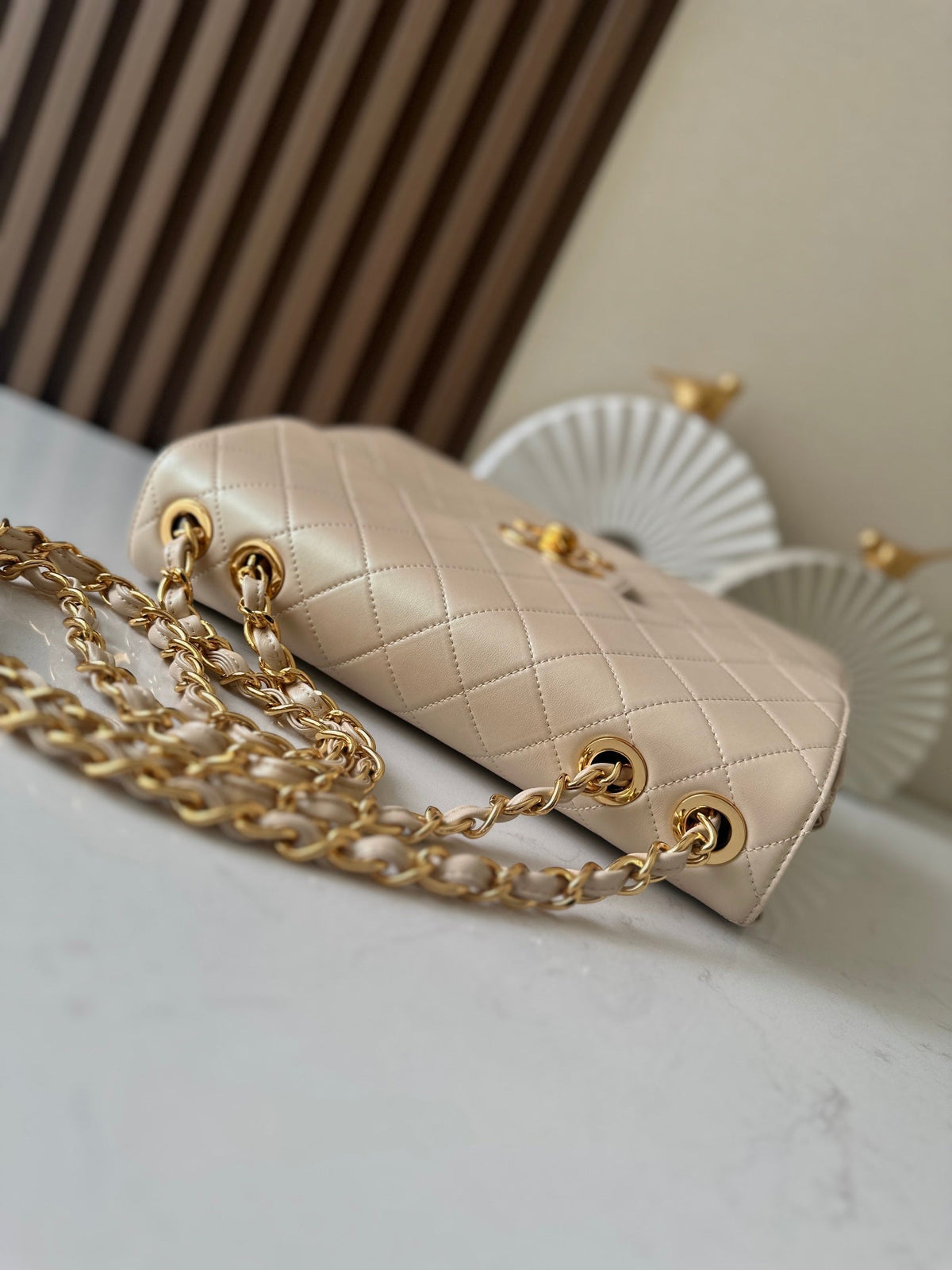 CC 2025 Flap Bag 30cm Apricot Gold Lambskin 298106