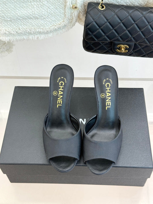 CC 26s Open-Toe Mule Sandals Black Satin 936839