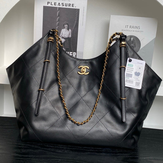 Chanel 2025 Maxi Hobo Bag 47cm Black Soft Calfskin 322113