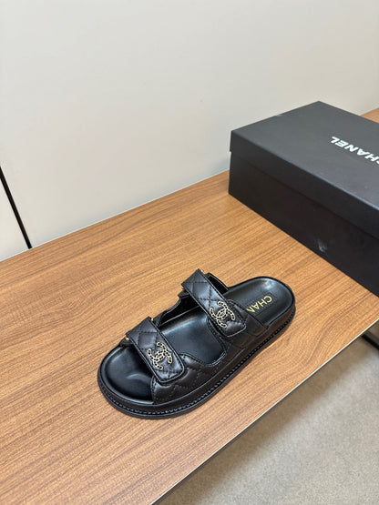 CC 26s Dad Sandal Black Sheepskin 965032