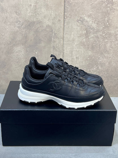CC 26s Runner CC Logo Sneakers Black Calfskin