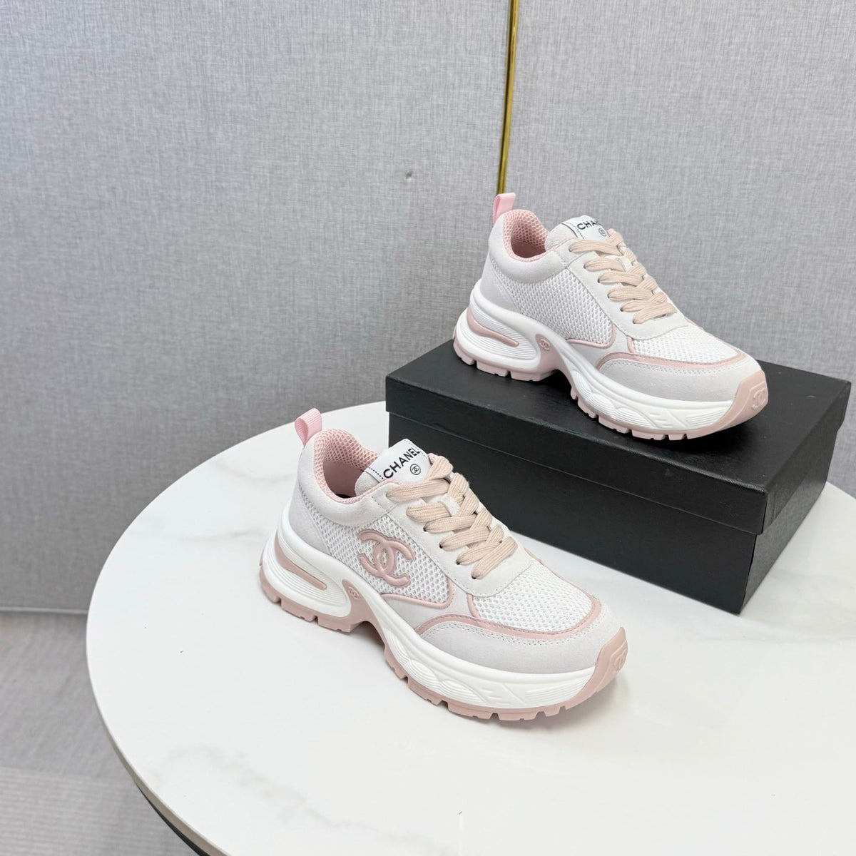 CC 26s Casual Sneakers White Pink Mesh Suede 865840
