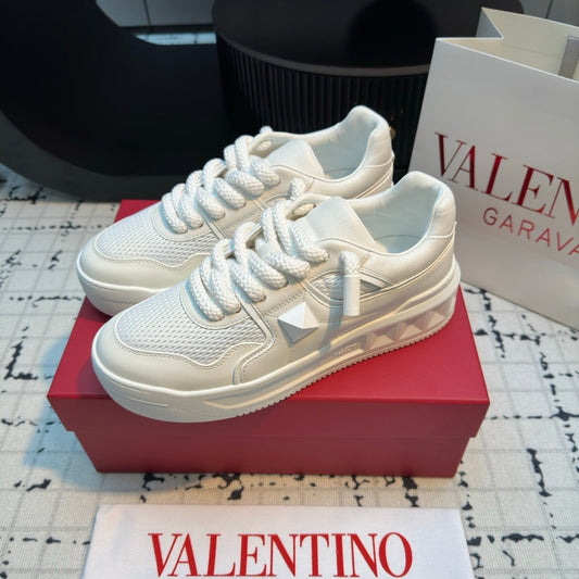 One Stud Xl Trainer In White Nappa Leather And Mesh Fabric 824990