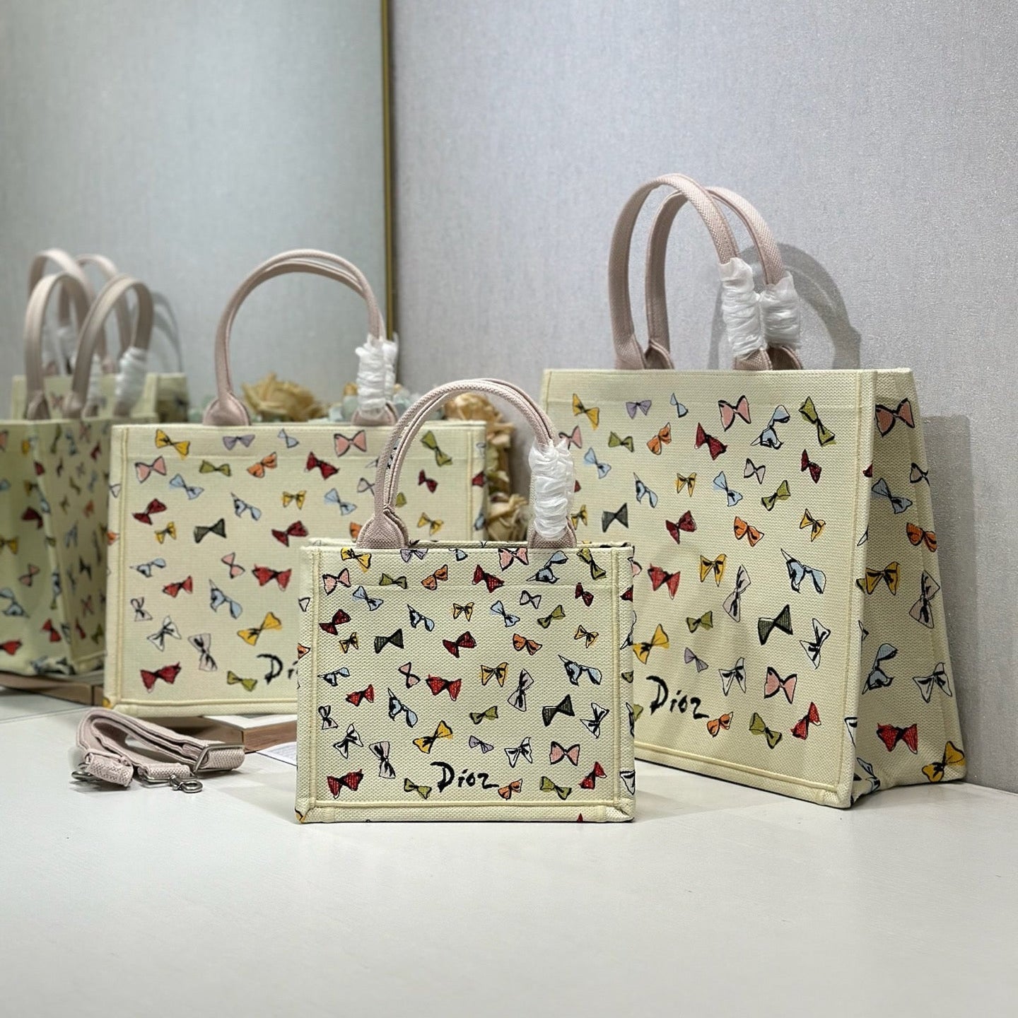 Dior 2026 Dioriviera Book Tote Bow Motif Ivory Pink Embroidery Canvas 289513