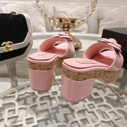 CC 26s Camellia Platform Slippers 65 Pink Patent Leather 627045