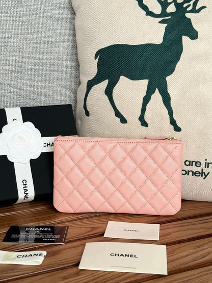 cc zipped wallet 20cm pink quilted caviar gold hardware